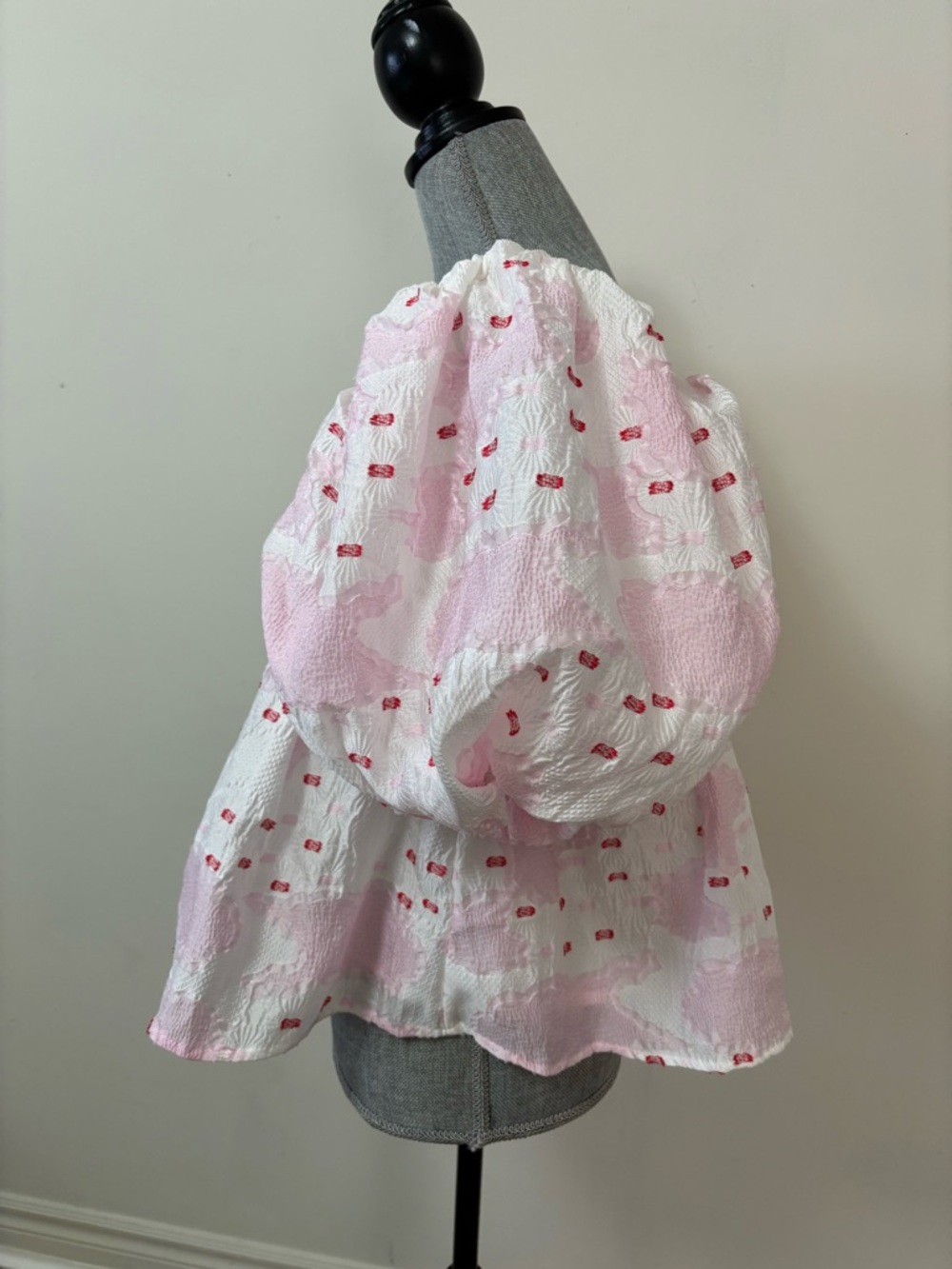 UrbanOutfitters DREAM sister Jane Venus Pink Puff-Sleeve  Jacquard Blouse - Picture 5 of 11